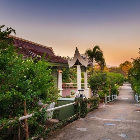 Thirty Degrees In February, Khao Tao, Hua Hin Villa Exterior photo